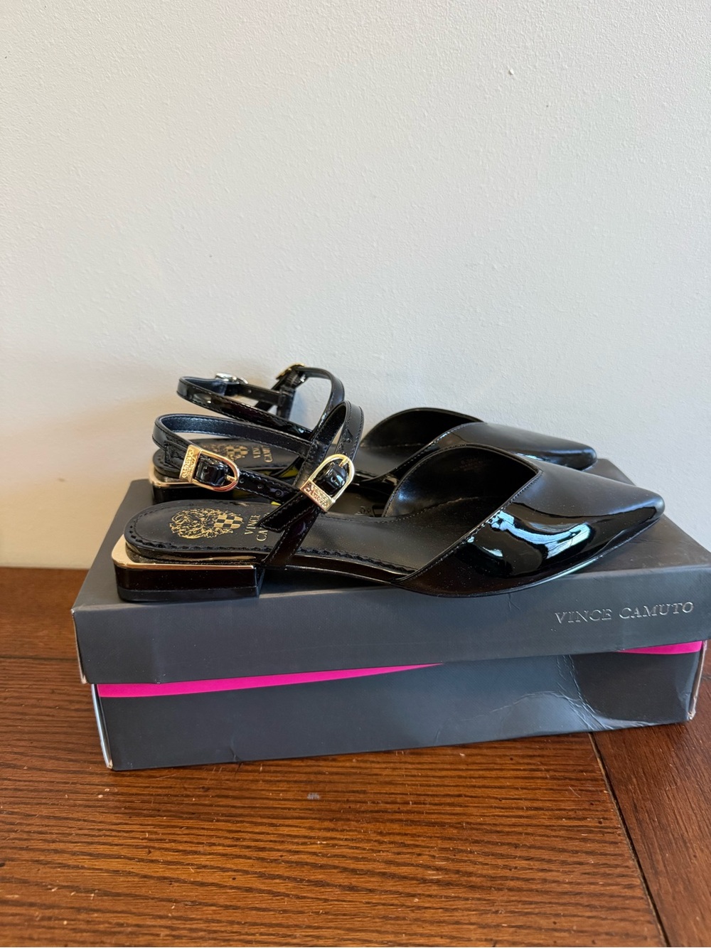 Vince Camuto Coylah Black Gold Patent Slingback Flats